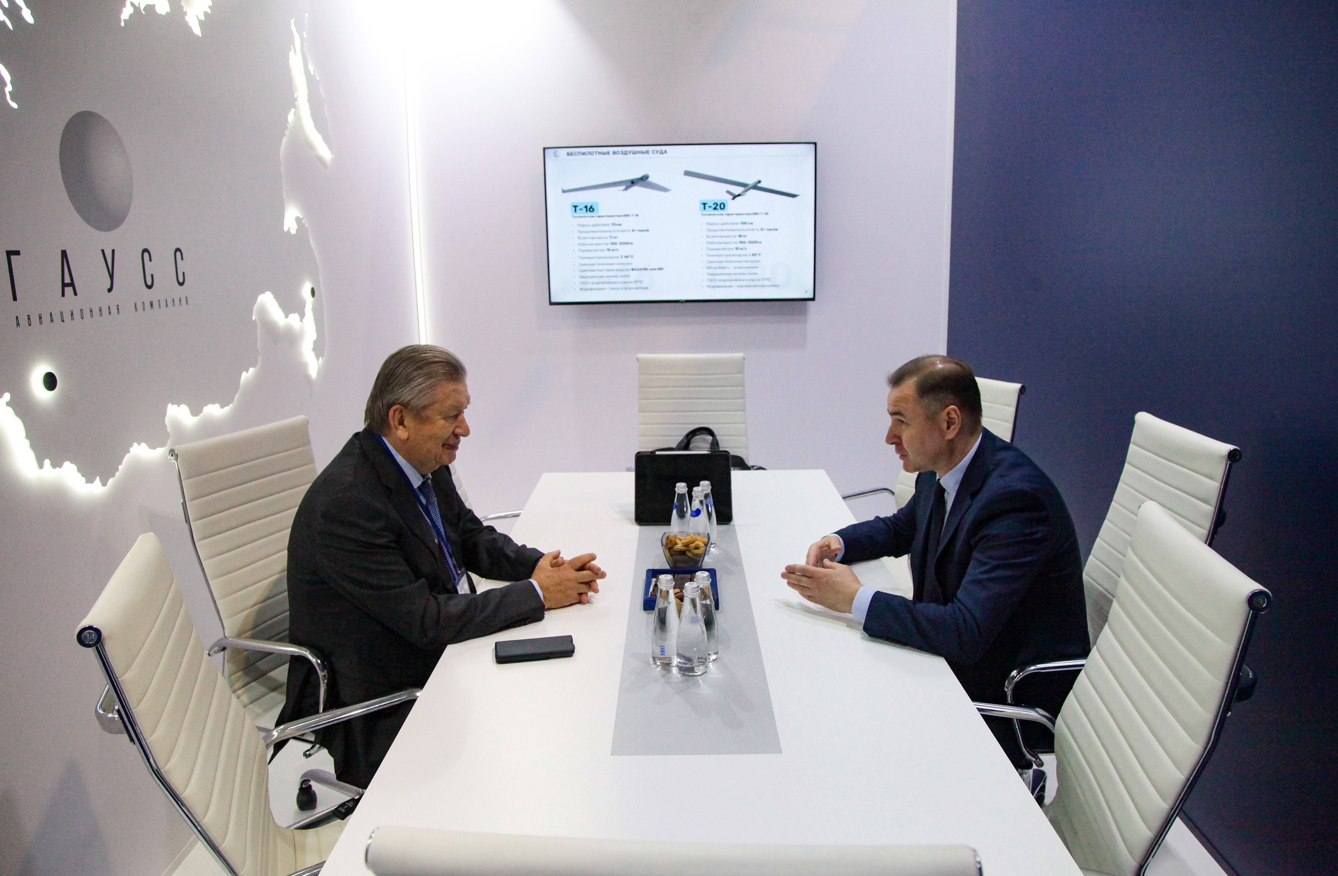 Ректор МГТУ ГА Борис Елисеев и генеральный директор авиакомпании «ГАУСС» провели переговоры о развитии сотрудничества